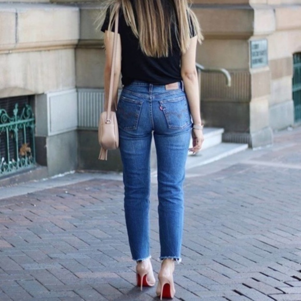 Wedgie High Waist Ankle Straight Leg Jeans​
